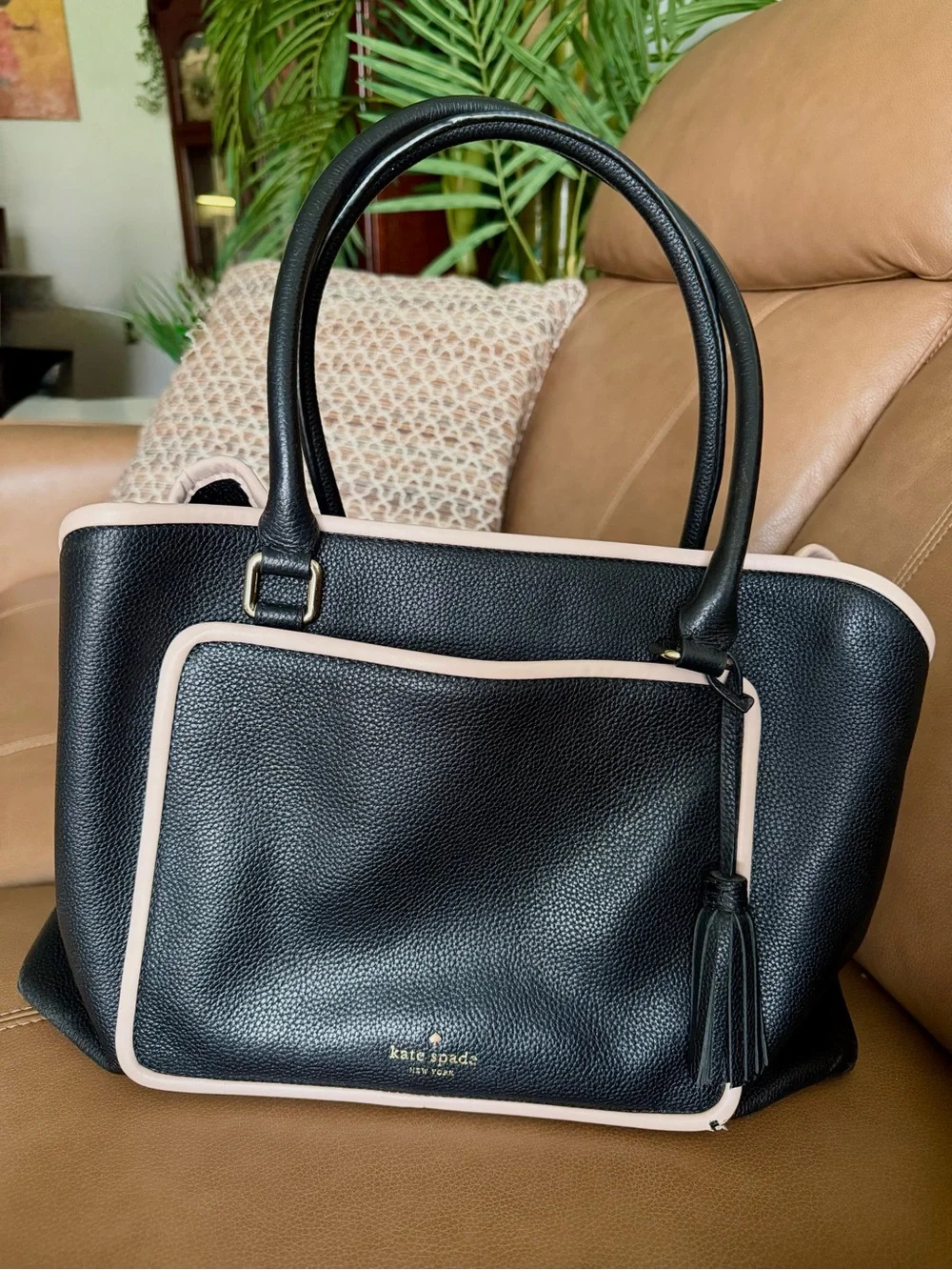 Large Kate Spade Ward Place Evangelie Satchel black/Cream  11.5